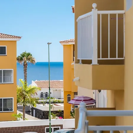 Playa San Juan Appartement *